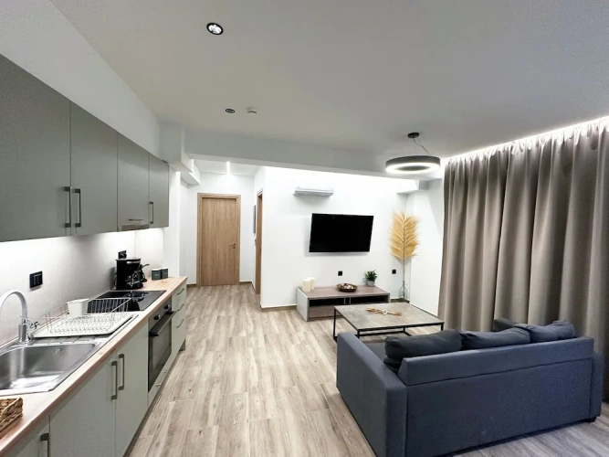 1 Bedroom Apartment