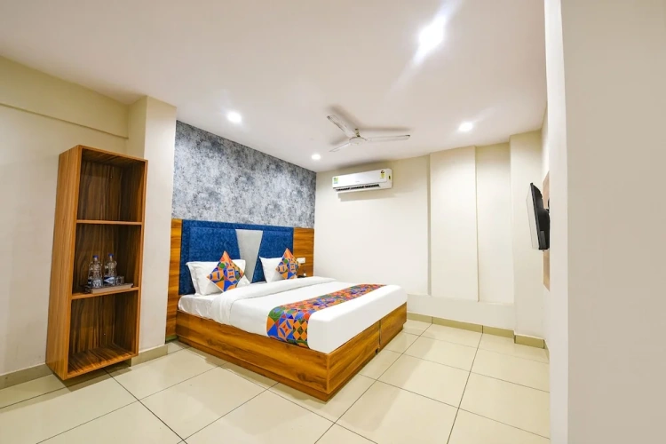 Premium room