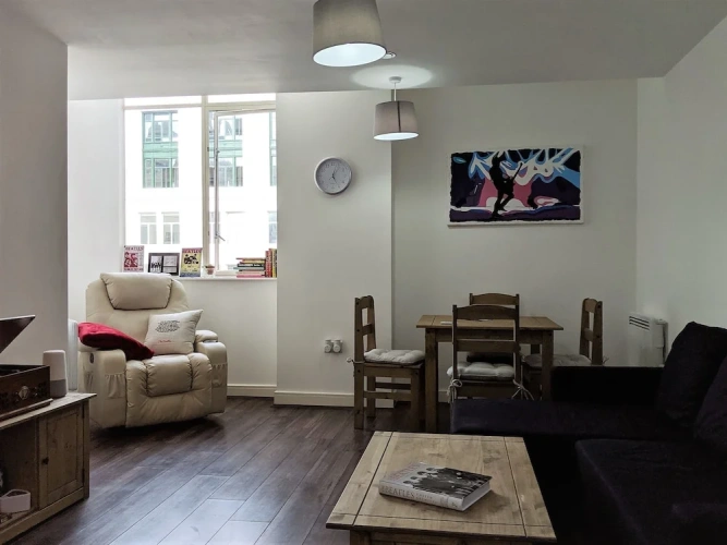 1 Bedroom Apartment