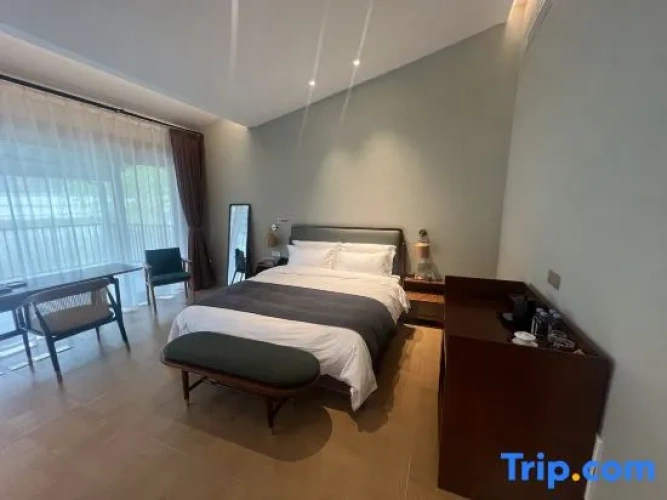 Double Suite with balcony and with river view