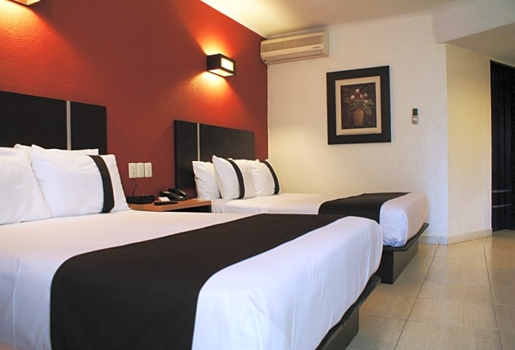 Superior Quadruple room