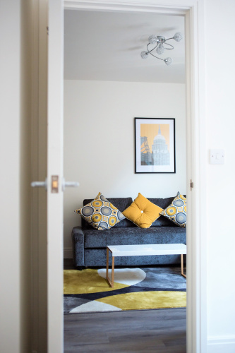Your Apartment The Clarence - No.2