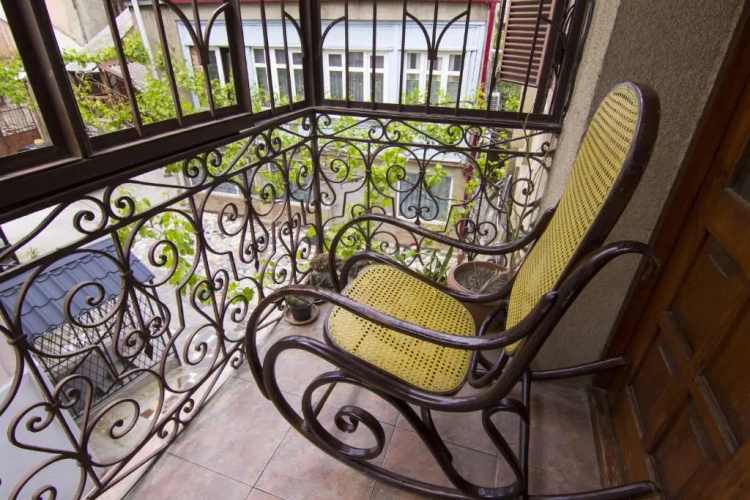 Bfg Suites Leselidze