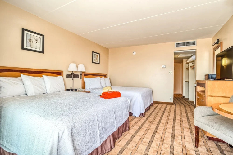 Reges Oceanfront Resort