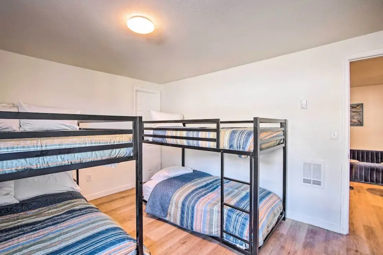 Cle Elum Vacation Rental - Walk Downtown!