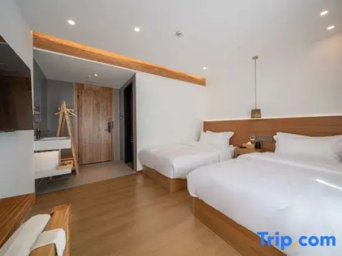 Junshan Homestay (Kangding Branch)