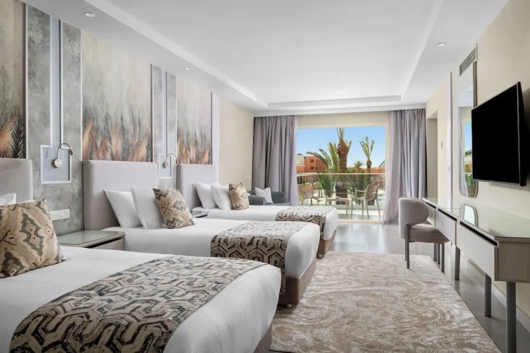 Deluxe Triple room