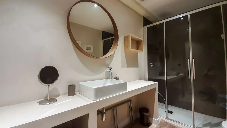 JOIVY Superb Loft for 4 near Sempione Park