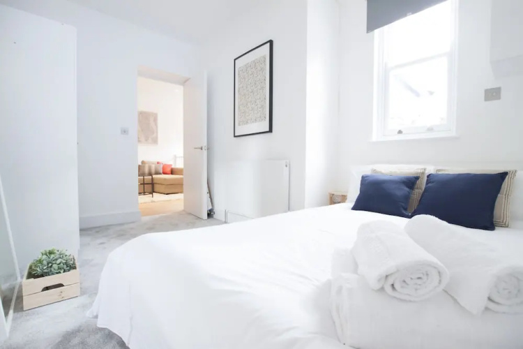 Greyhound Residences by Allô Housing