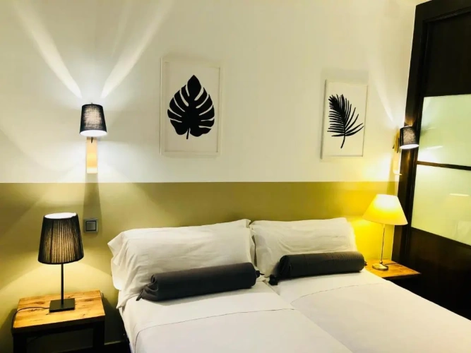Deluxe Apartment