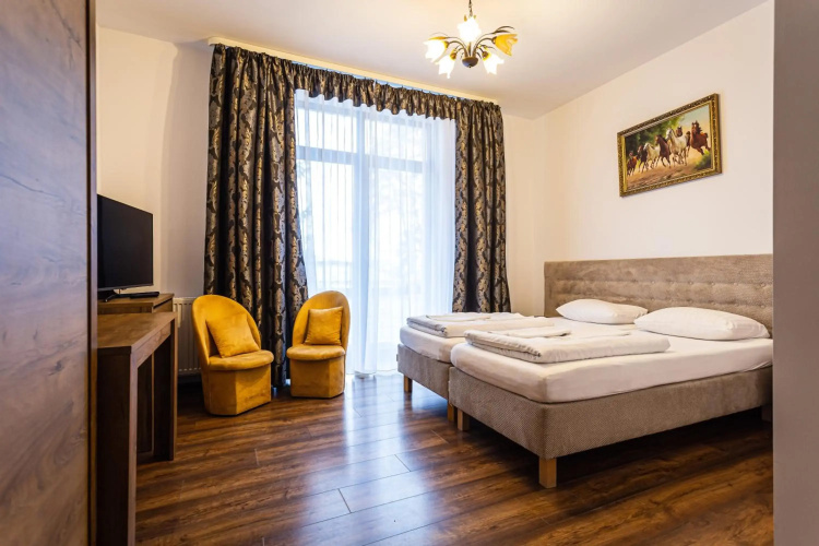 Gold Rooms