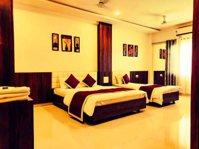 Hotel Neem Tree