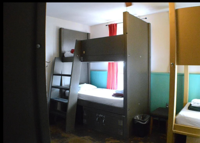 Firehouse Hostel & Lounge