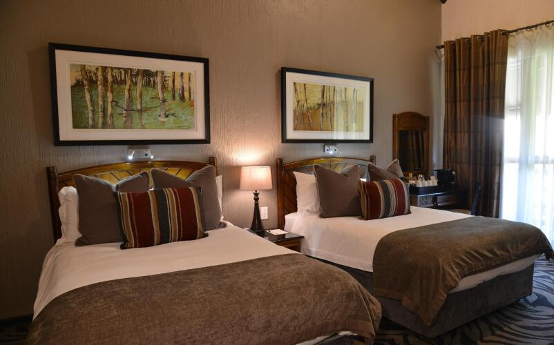 Kwa Maritane Bush LodgeOver view