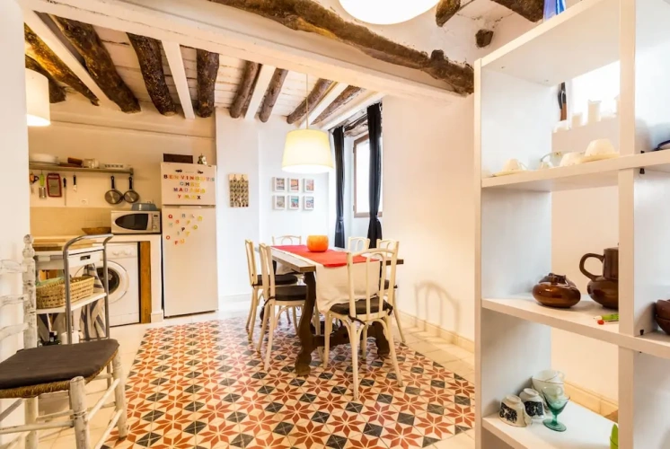 4 Bedrooms Cottage with mountain view