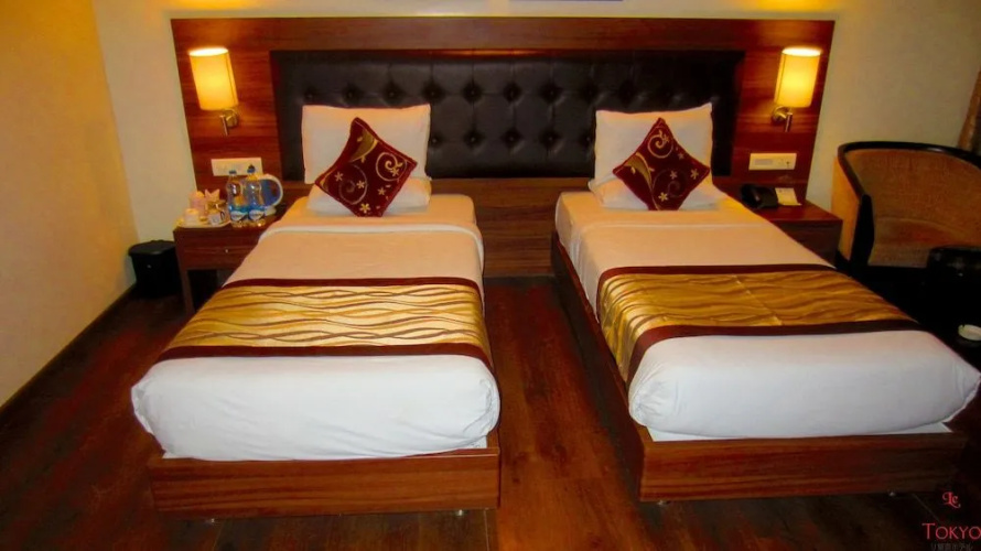 Le Tokyo Hotel Sanand