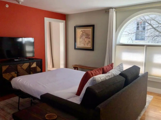 Deluxe Double Suite
