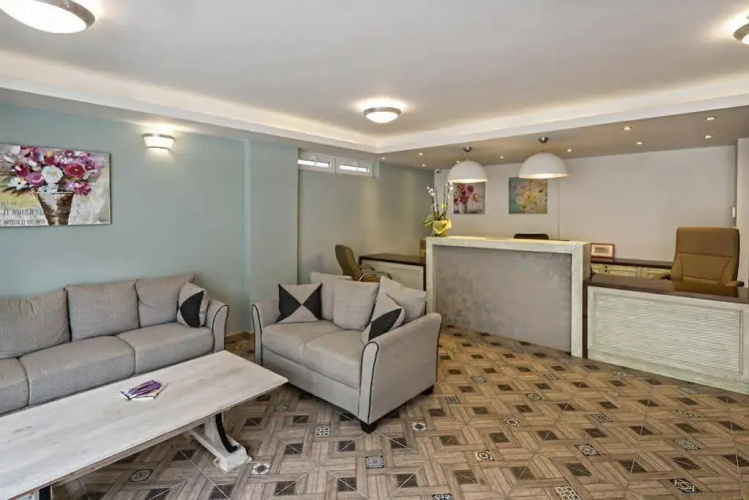 Princess Irini Sea Front ApartHotel