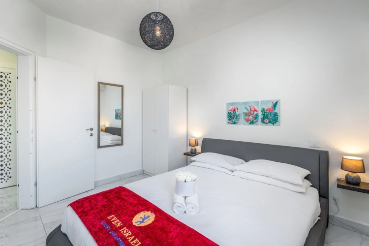 Even Israel Apartments