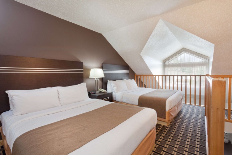 Super 8 by Wyndham Valemount photo 6