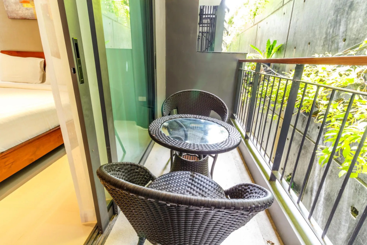 ET212A - Studio in Patong with pool and parking