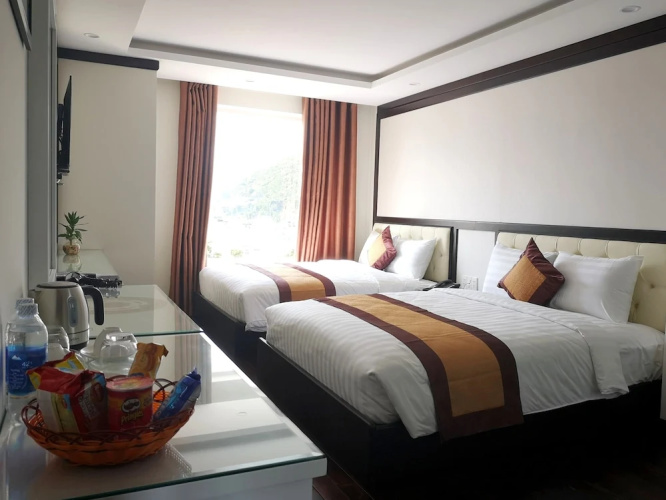 DHP Luxury Hotel