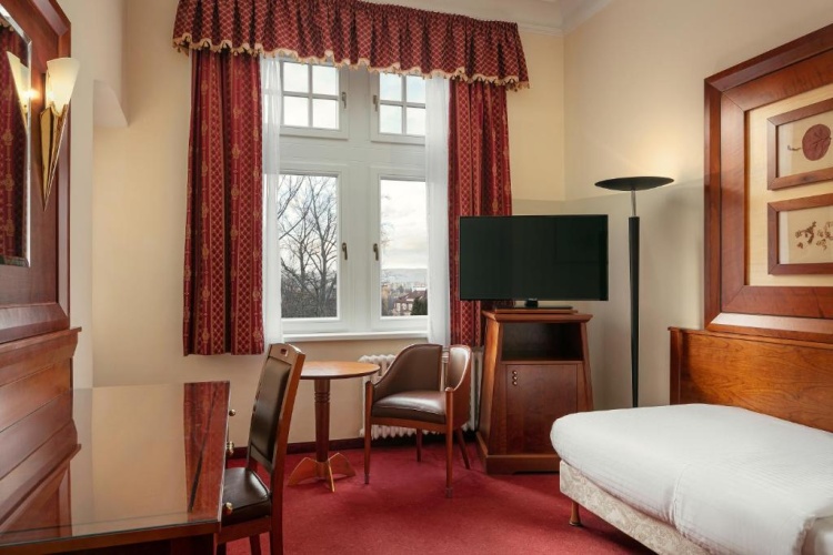Standard Double room with balcony and with view