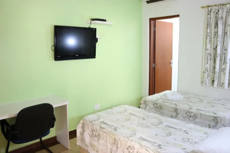 Oly Plaza Hotel