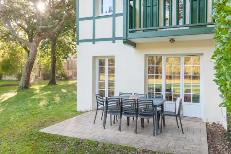 2 Bedrooms Cottage