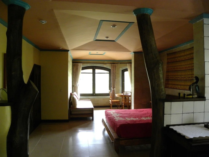 Saudara Home