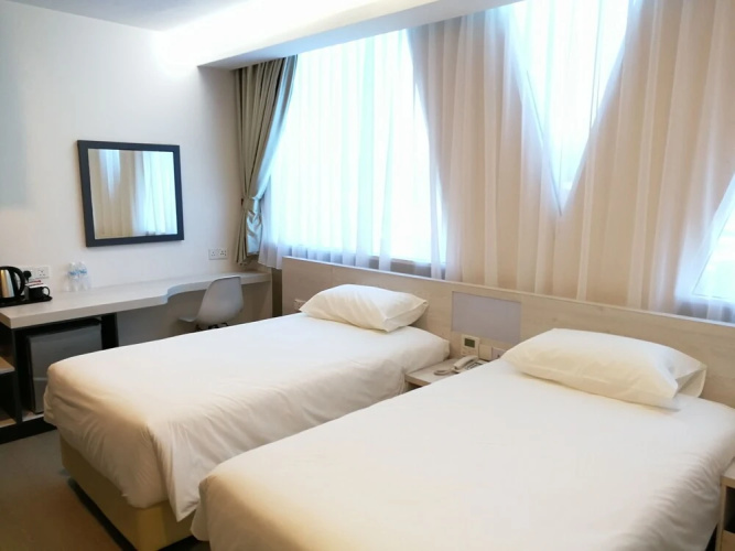 Legacy Hotel