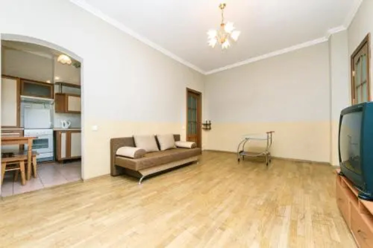 Apartment on Khreshchatyk