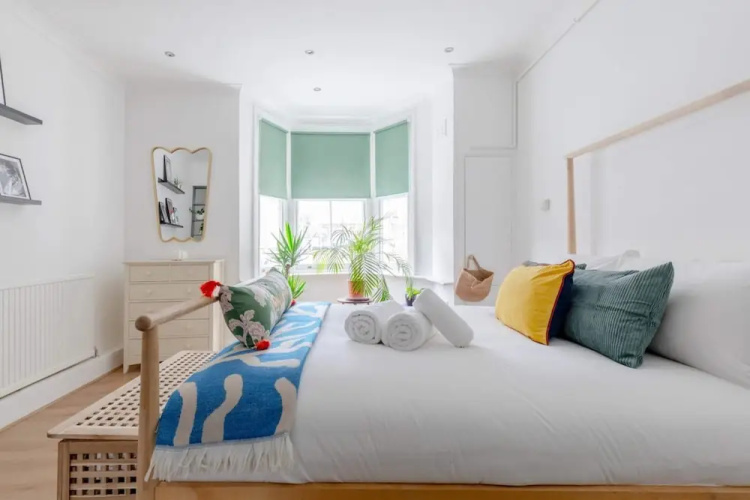 Central & Charmingly Curated 1BD Wifi Fulham