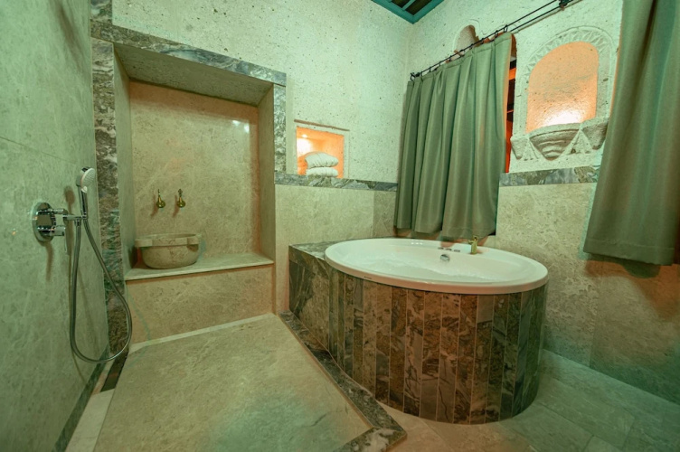 Ares Cave Suites