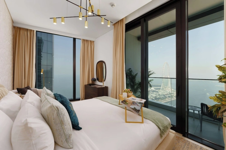 3 Bedrooms Premium Apartment with sea view