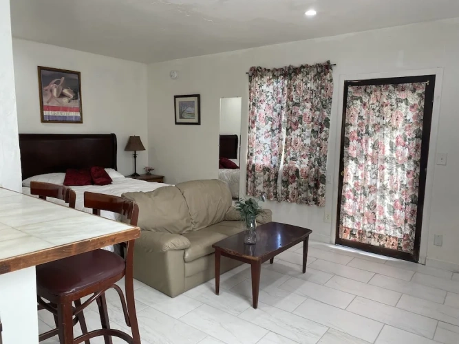 1 Bedroom Cottage
