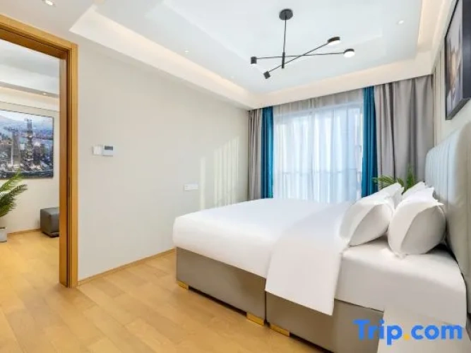 1 Bedroom Suite