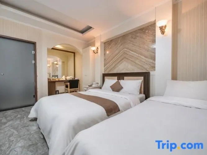 Double Suite