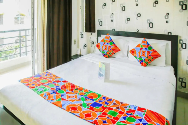 Fabhotel Eleanora