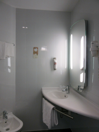 Ibis Milano Fiera photo 21