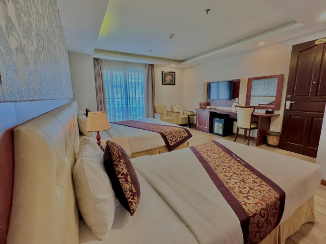 Paris Nha Trang Hotel & Apartment