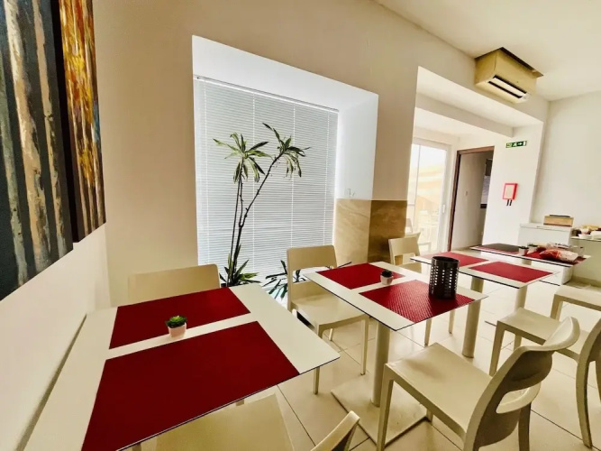 8Villa B&B