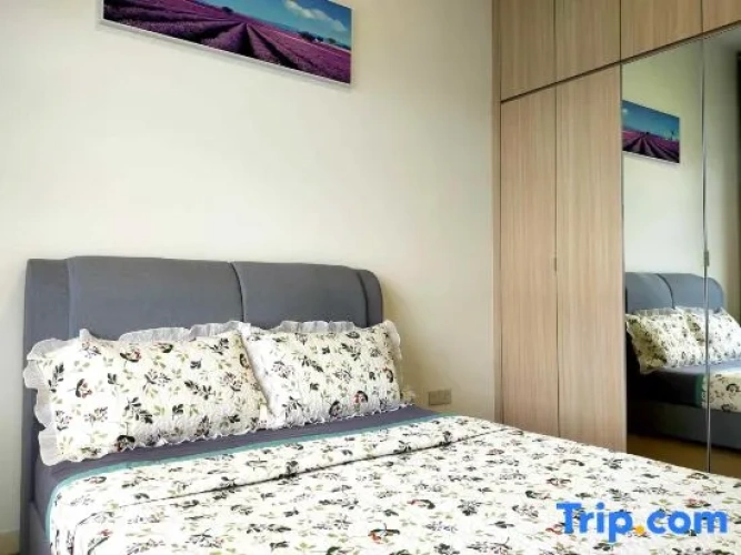 3 Bedrooms Apartment with lake view