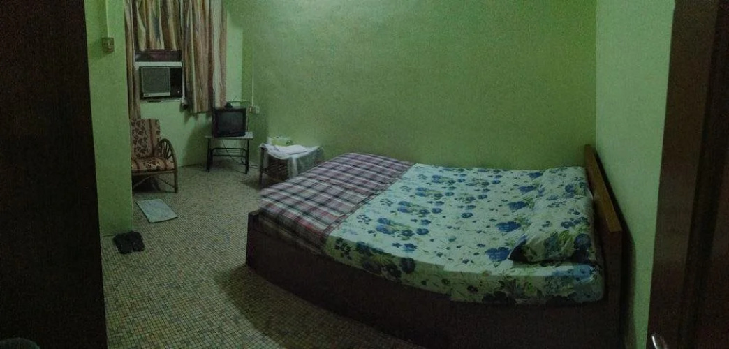 Paradise Hotel
