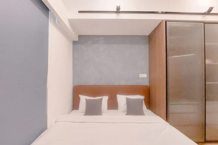 Good Location And Relaxing 2Br Sky House Bsd Apartment