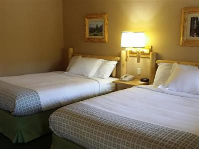 Wildwood Inn
