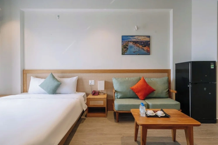 Deluxe Double room with balcony and with city view