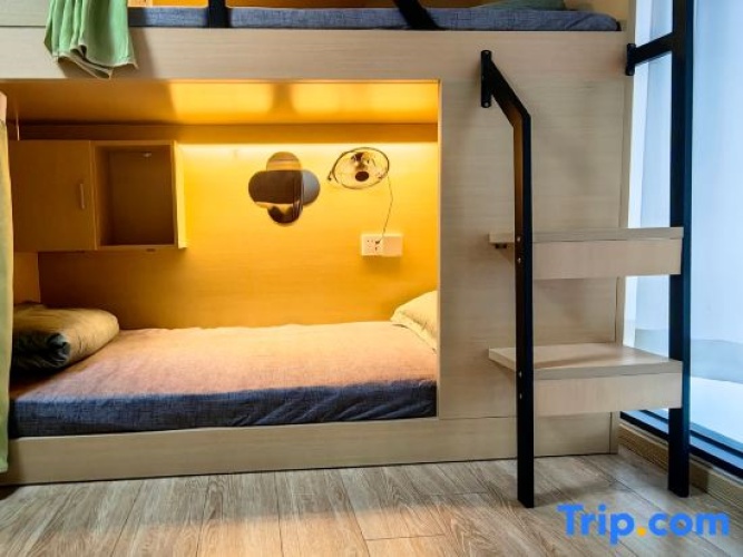 Bed in Dorm (female dorm)