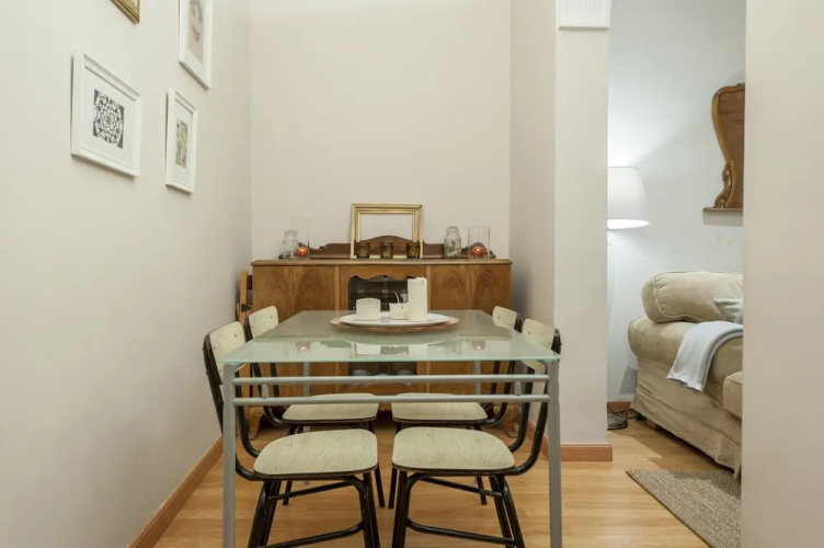 Apartamento Palacio Real IV