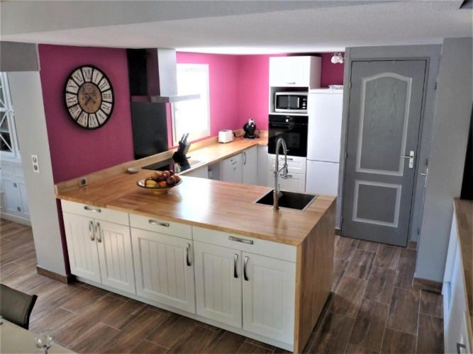 2 Bedrooms Cottage